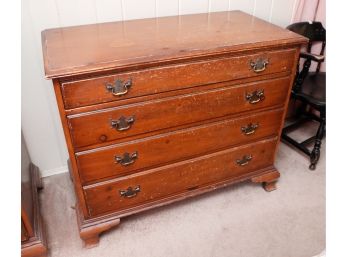 Charming Mid Century Wooden 4 Drawer Dresser - L42' X H35' X D21'