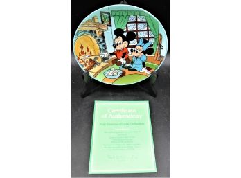 Schmid Walt Disney Four Seasons Of Love Collection 'let It Snow' Plate W/ Original Box & COA