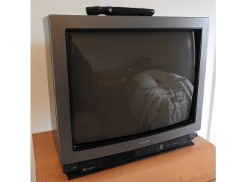 Vintage Toshiba 20' TV Model #CX2057 With Remote