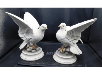 Andrea By Sadek Pair Of Ceramic Doves