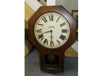 Vintage Verichron Chime Battery Operated Wall Clock