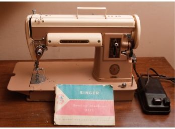 Singer - Sewing Machine W/ Pedal - 301A -