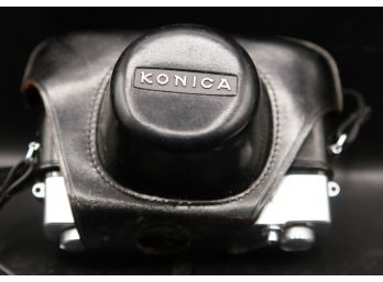 KONICA - Auto S2 Vintage 35MM Film Camera - Hexanon F1.8 - Original Box Included