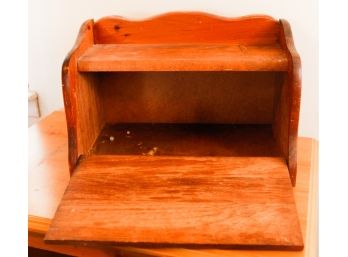 Beautiful Wooden Bread Box - Vintage - L14' X H12'