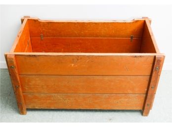 Vintage Wooden Toy Box - L32' X H18' X D16'