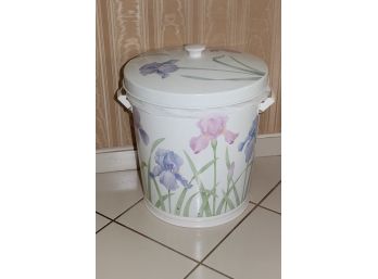 Floral Can With Lid