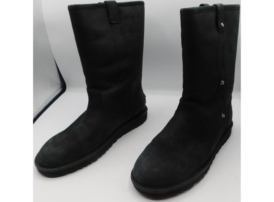 Ugg's Black Children's Boots - Size Youth 6.5