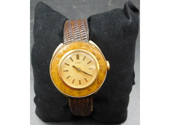 Vintage Enamel Timex Women's Watch - Stainless Steel Back
