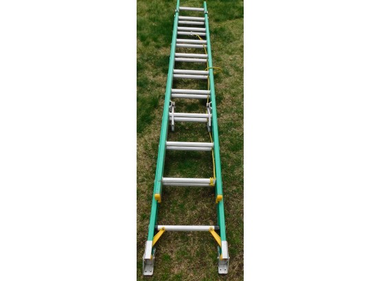 Werner 20' Fiberglass D-Rung Extendable Ladder - DS920-2