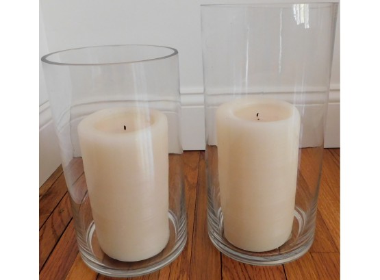 2 Round Glass Candle Holders With Decorative Candles