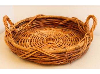 Charming Wicker Basket/tray