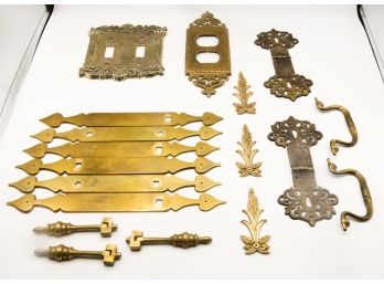 Lot Of 18 Assorted Vintage Brass Hardware Building Materials -