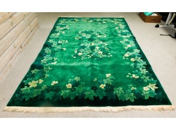 Stunning Chinese Green Wool Area Rug  - Floral Design - Great Condition   L107' X W70'