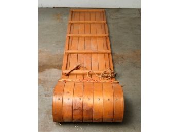 Vintage - Torpedo Wooden Tobogan Sled - Made In Canada - L72' X H8.5' X D17'