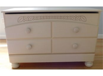 Lovely Ashley Furniture Cottage Retreat Toy Chest With Top Opening