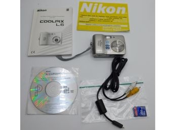 Nikon CoolPix L6 Digital Camera Bundle