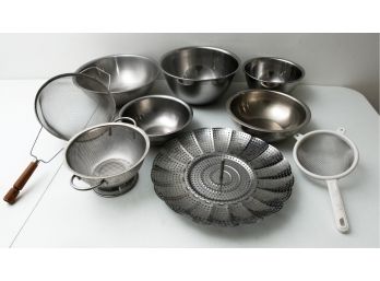 Lot Of Assorted Stainless Steel Mixing Bowls And 4 Strainers