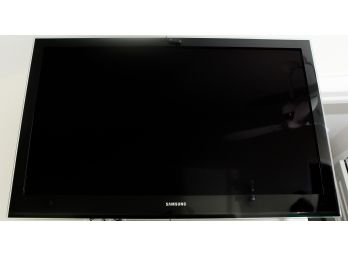 Samsung Flat Screen Television 45'  - Model# LN46B750UIF - SN - AUM73CUSCO2984W - Type LN46B740
