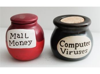 2 Charming Piggy Banks - Ceramic Jar W/ Lid/cork
