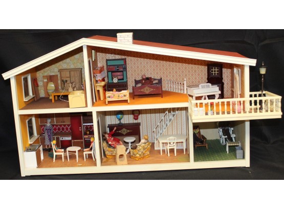 Wooden  Open Sided Doll House