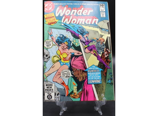 4 DC Wonder Woman Comics In Plastic Sleeves
