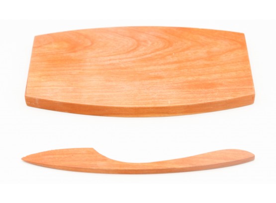 Wooden Cutting Board W/ Wooden Knife