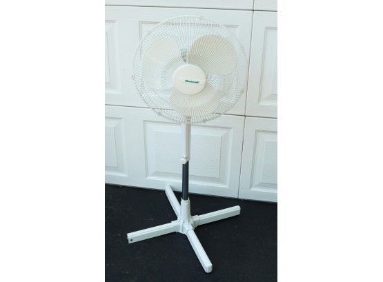 Duracraft - Standing Oscillating Fan