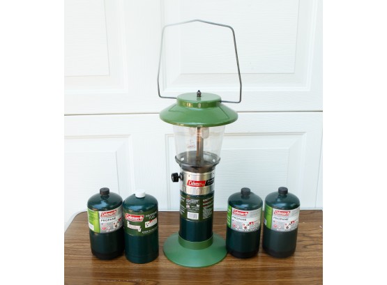 Vintage Coleman Green Pyrex Lantern W/ 4 Additional Fuel Cans