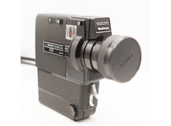 SANKYO - Super 8 Camera Super LXL - 250 - W/ Camera Bag Included
