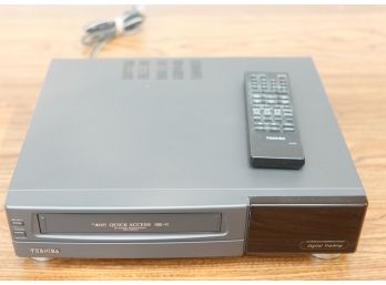 Toshiba - VCR W/ Remote - Serial # 99580247 - Model# -M-651