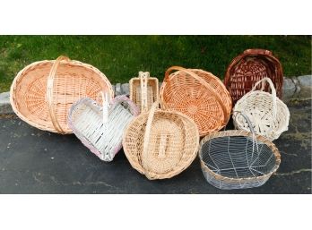 Lot Of 8 Assorted Wicker Baskets -