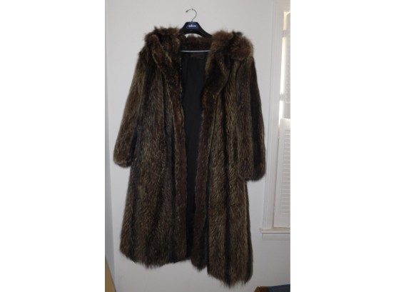 Lovely Hasapes Bros Fur Coat