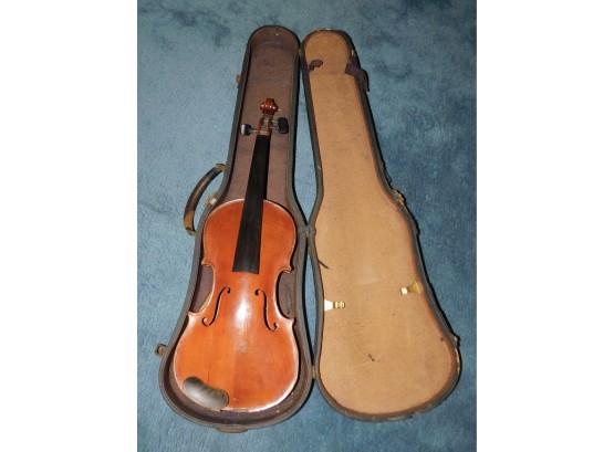 Vintage Violin With Carry Case