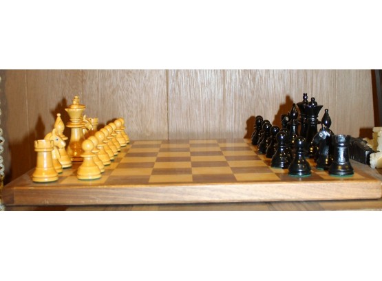 Vintage 15' Wooden Chess Set - 32 Pieces