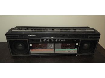 Sony CFS-W30 FM/AM Radio Vintage Stereo Cassette Recorder