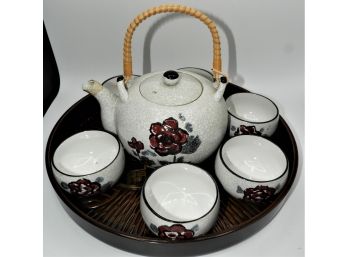Sake Set Of 6 Cups & Sake Pot