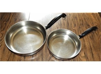 Set Of 2 Farberware Cooking Pans