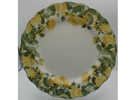 Nikko Fine Tableware - Floral Designed Plate