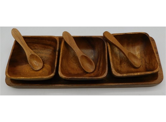 Small Wooden Tray With 3 Decorative Bowl And Spoon Sets