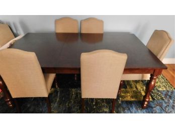 Bob's Furniture Mahogany Dining Table With Six Chairs