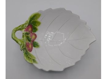 Decorative Leaf Shaped Strawberry Serving Dish