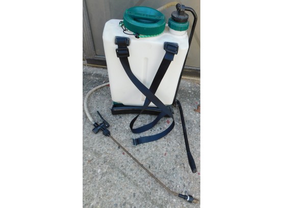 SP Systems Yard Tender 101 Spray Pack With Backpack Straps