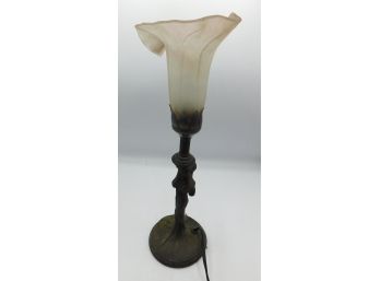 Vintage Brass Lamp With Tulip Design