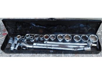 Socket Wrench Toolbox Set With Sockets