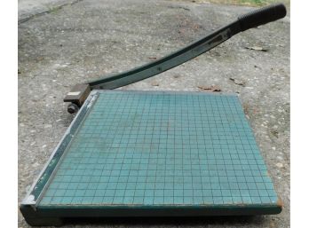 Vintage Green Table Size Guillotine Paper Trimmer With Ruler Measurements