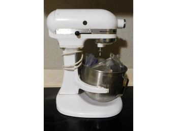 Kitchen Aid Heavy Duty Mixer With Attachments - White