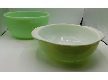Pair Of Vintage Green Pyrex Bowls