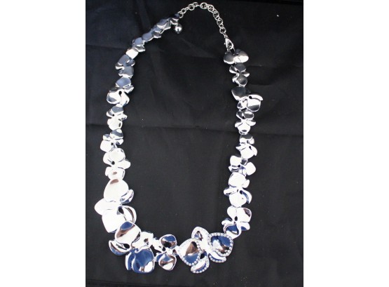 Silver Tone  FAUX Flower Necklace W/Rhinestones