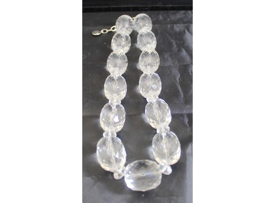 Beautiful Clear Bead 8' Necklace
