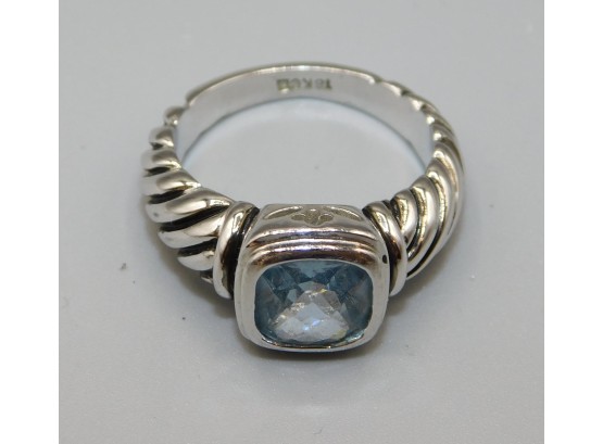 Lovely 18kt GE (electroplated) Ring With Blue Stone